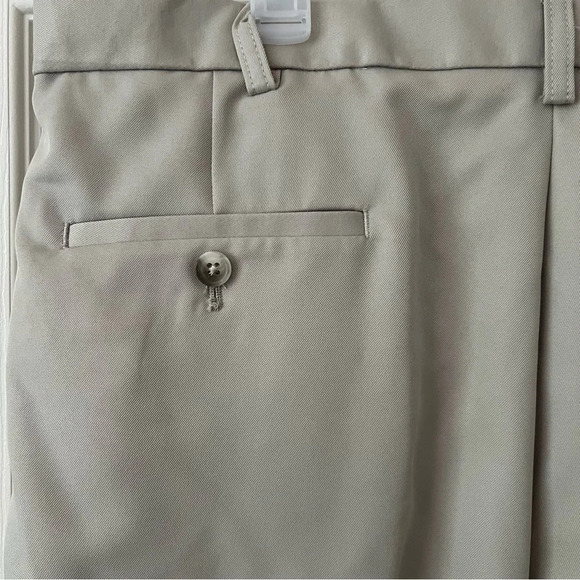 Haggar Mens Dress Pants 38/32 Biege Classic Fit Business Casual Golfcore Preppy - Picture 7 of 17